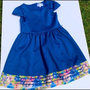 Beautiful dress with flowers lace in the bottom